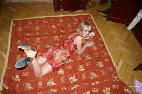 Young student shows her pussy for the camera - Explicit College Girl Exhibitionism.