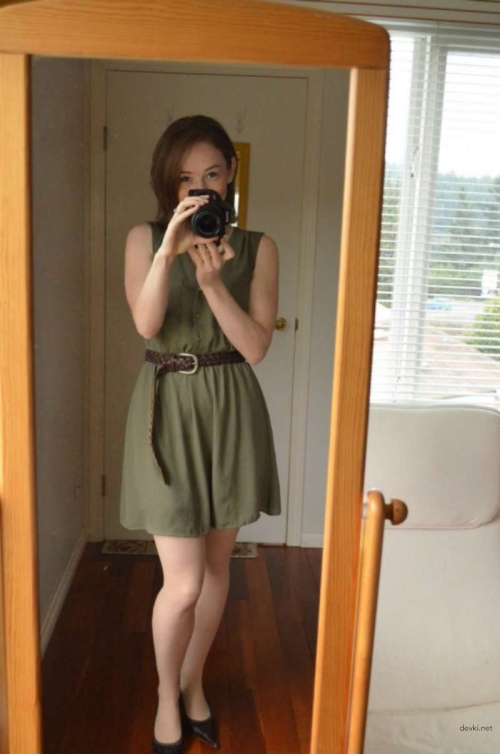 Explicit Selfie: Nude Girl Taking Naked Photos of Herself