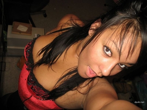 Private Girl Erotica: Sensual and Explicit Photoshoot