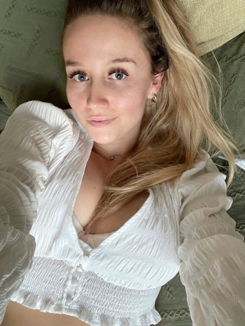 Naked Russian Blonde with Red Hair Exposing All - Explicit Photo