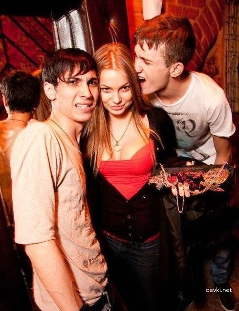 Hot Moscow Girl's Private Photos: Explicit Russian Selfies Revealed!