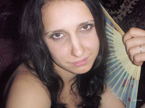 Explicit Homemade Brunette Pics: Hot and Naughty Photos