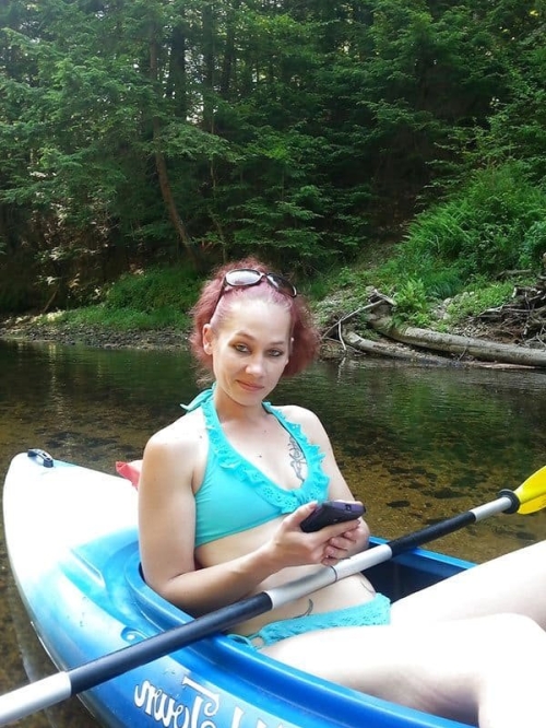 Redhead Babe Gives Blowjob After Kayak Ride - Explicit Outdoor Oral Sex Scene