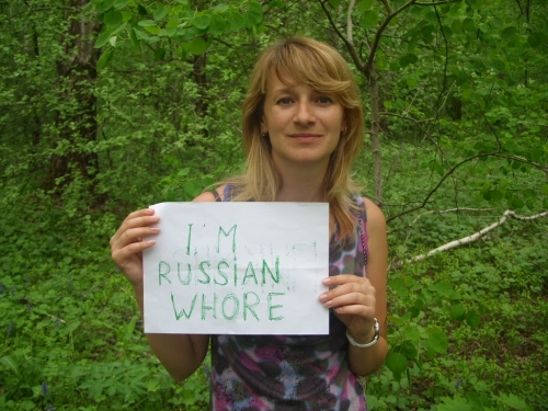 Southern Butovo Cock Sucker Gets Down and Dirty
