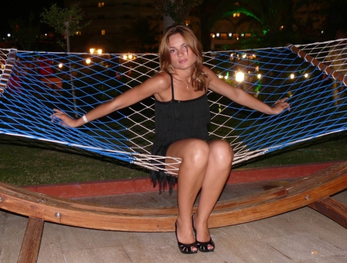 Skinny Cutie's Hardcore Anal Sex Photo Gallery