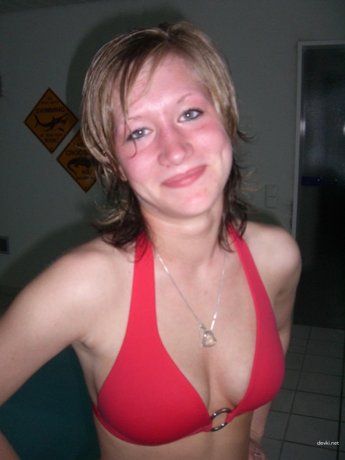 Girl Pleases Boyfriend - Hardcore Action with Young Babe