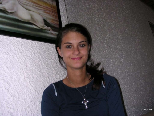 Private Photo of Stunning Brunette: Explicit Beauty Shot