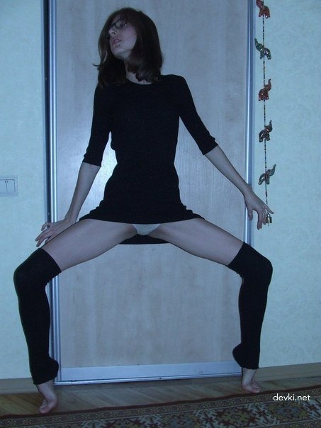 Sister's Private Naked Photos from Phone: Explicit Sibling Nudes