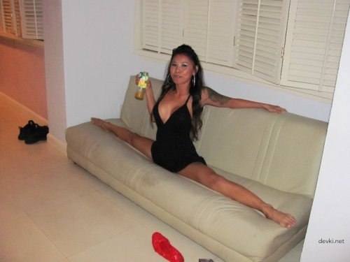 Private Asian Girl Explicit Photo: Uncensored Asian Beauty in Lingerie