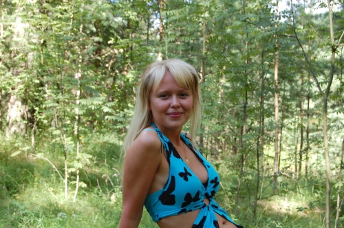 Shy Girl's Fiery Desires: Explicit Photo Shoot