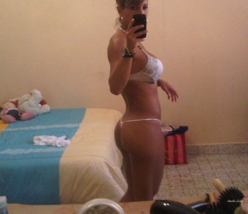 Big Boobs Naked Auntie Photo: Explicit Busty Woman Exposed