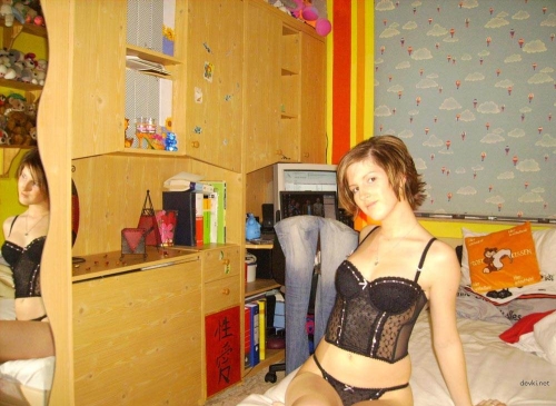 Revealing My Sexy Body: Explicit Photoshoot to Turn You On