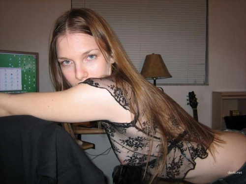 Attractive Babe Gets Down and Dirty at Home - Hot Sex Action!