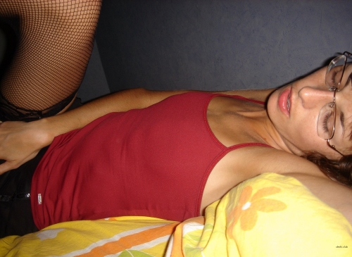 Hot Woman Masturbates in Bed - Solo Female Pleasure Porn