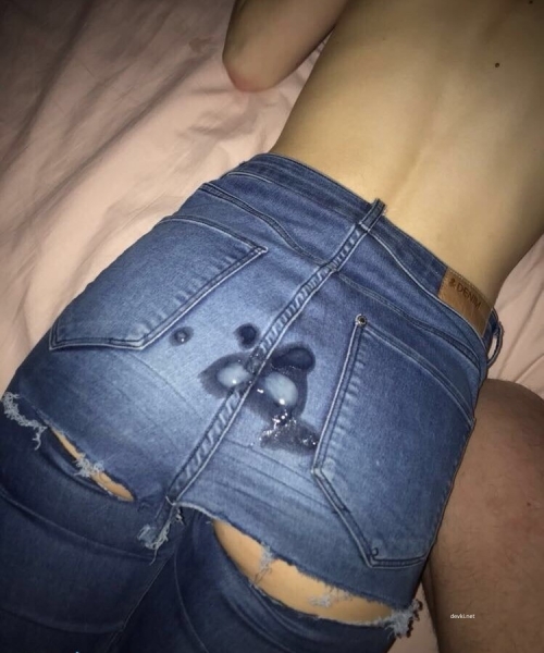 Hot Neighbor Photo: Explicit View of My Sexy Neighbor