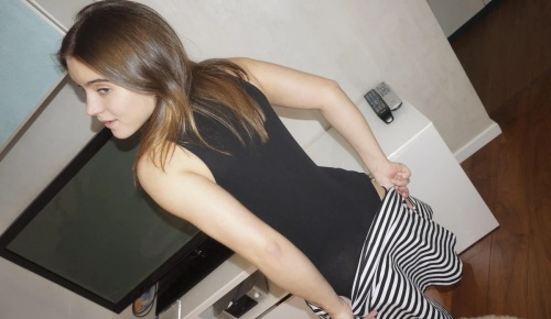 Hot Young Girl with Amazing Ass - Explicit Photo
