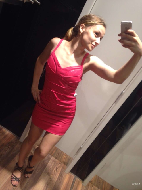 Playful Girl Selfie: Hot & Naughty Photoshoot with Seductive Poses