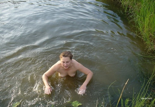 Raunchy Outdoor Fun at the Country House: Explicit Russian Erotica