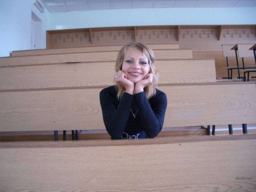 Amateur Photos of Slim College Student Showing Off - Explicit and Bold Shots
