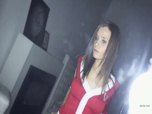 Sizzling Girlfriends at Devki.net: Wild and Explicit Threesome Action!