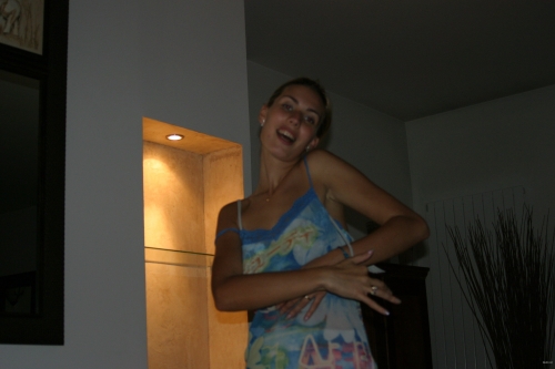 Hot Woman Fucks at Home - Explicit Amateur Sex Tape