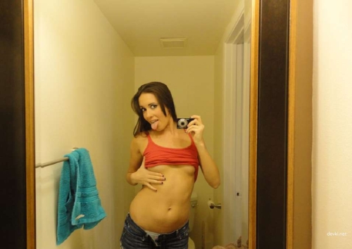 Brunette Blowjob: Hot Chick Sucks Big Cock - XXX Porn Photo