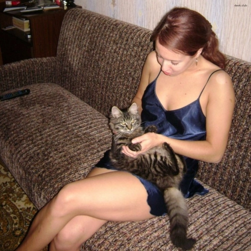Explicit Home Photos of Naked Wife - Uncensored Amateur Nudes