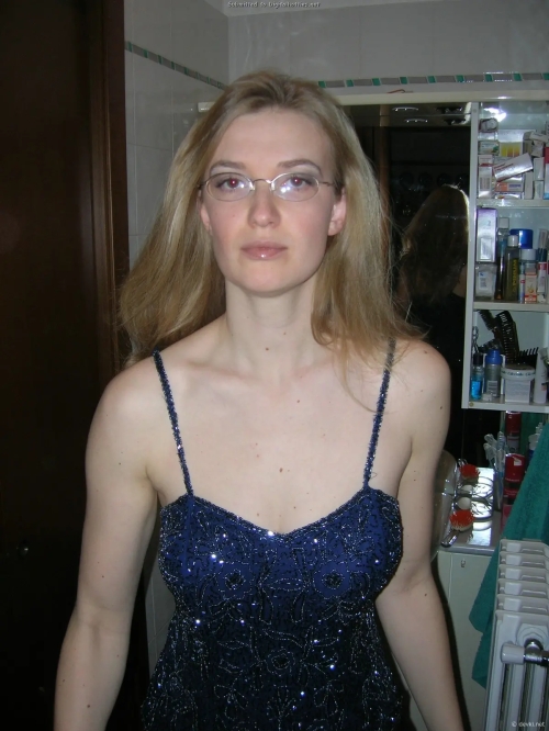 Redhead's Erotic Desires Gallery: Explicitly Sensual Redhead Woman in Lingerie