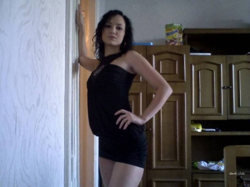 Explicit Nude Girl Mirror Selfies: Provocative Photoshoot Exposed!