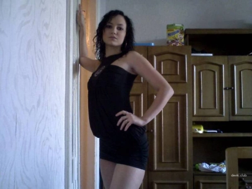 Explicit Nude Girl Mirror Selfies: Provocative Photoshoot Exposed!