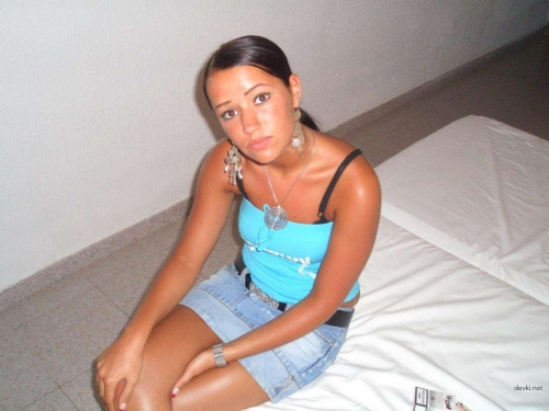 Hot babe deepthroats cock - XXX blowjob photo