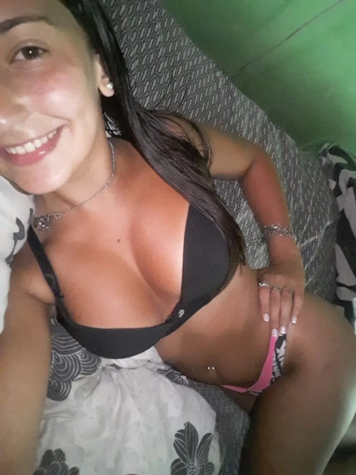 Hot Moments with Cute Girls: Explicit Sexual Encounters