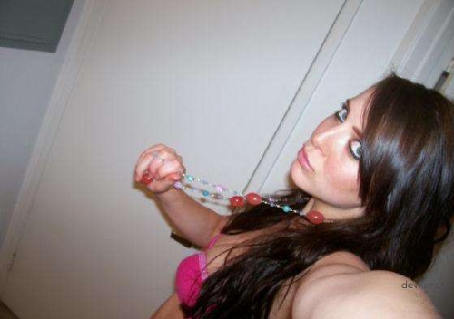 Hot Brunette's XXX Private Intimate Archive - Explicit Amateur Porn Pics