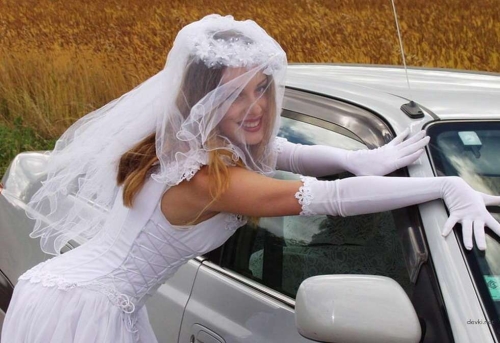 Flexible Bride Shows Off Her Skills Outdoors: Sensual Erotic Photoshoot