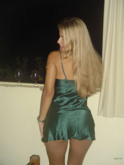 Sexy Babe with Big Booty - Explicit Sex Photo