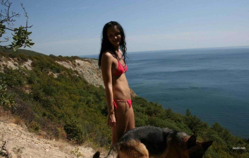 Amateur Erotic Vacation Photos: Hot and Steamy Beach Getaway!