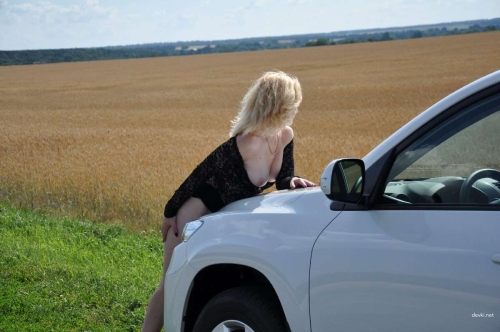 Sensual Nude Photoshoot: Exposing Intimate Moments in Explicit Detail