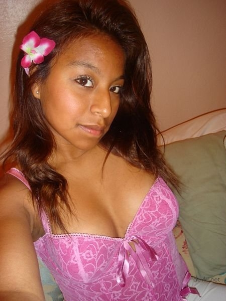 Topless Mulatto Poses Seductively - Explicit Nude Photo
