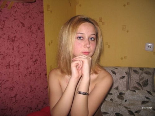 Private Nude Sister Photo: Explicit and Provocative Sibling Content