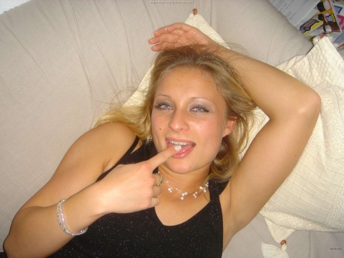 Hardcore Cowgirl Sex: Explicit Riding Action with Hot Babe