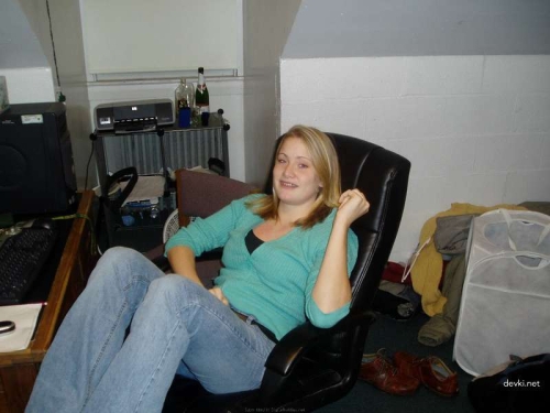 Student's Private Archive: Explicit College Sex Tape Collection