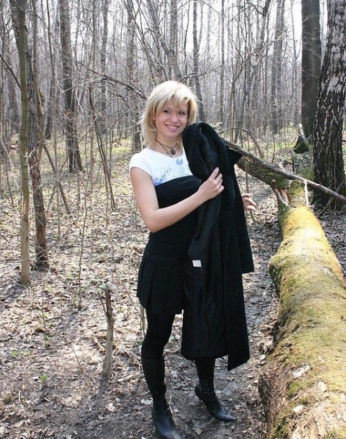 Completely Naked in the Woods: Explicit Outdoor Striptease