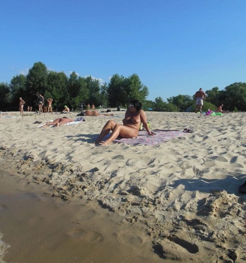 Explicit Nude Beach Voyeur: Spied-on Nudity at the Beach