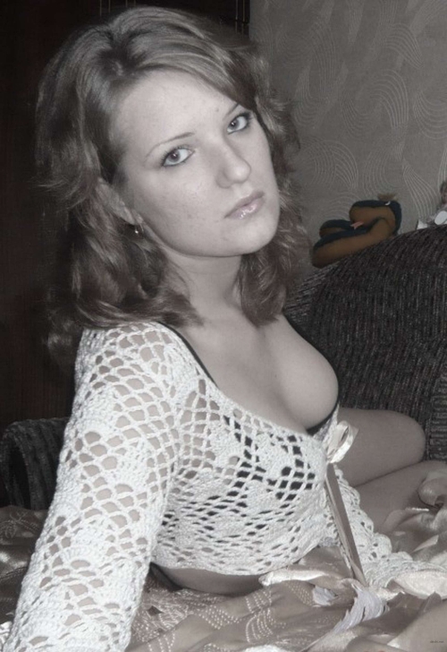 Russian Slut's Homemade Erotic Content: Explicit XXX Photos
