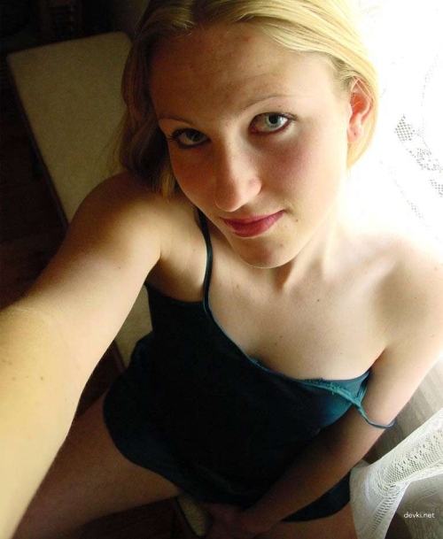 Explicit Private Nude Photos of Naked Girl - Uncensored XXX Pics