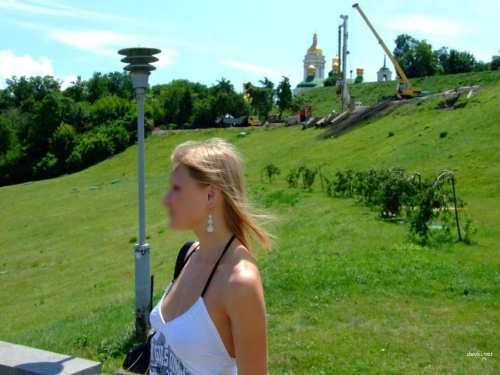Sexy Kiev Girl Poses Outdoors - Hot Ukrainian Woman Showing Off on Street
