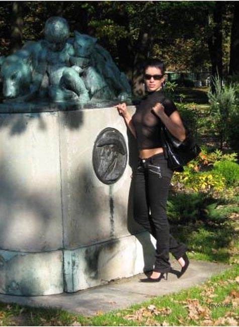 Seductive Woman with Short Hair in Erotic Photo Shoot on Vacation