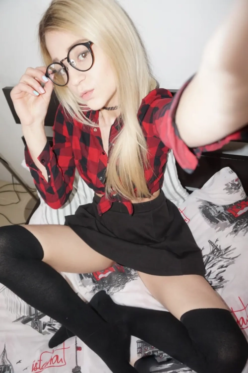 Seductive cutie undresses, baring her body - Explicit Self-Striptease!