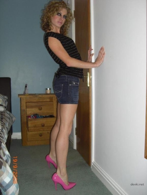 Explicit Photo of Slut: Hot Russian Escort Shows All