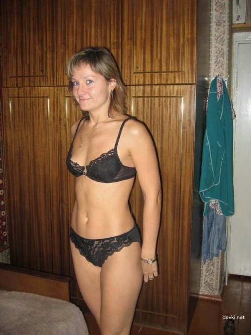 Stunning at 36: Age-Defying Beauty Exposed in Jaw-Dropping Photo